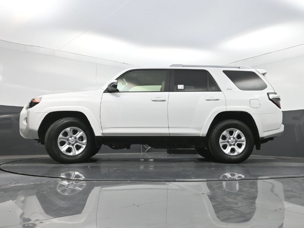 Used 2016 Toyota 4Runner SR5 Premium RWD image 27