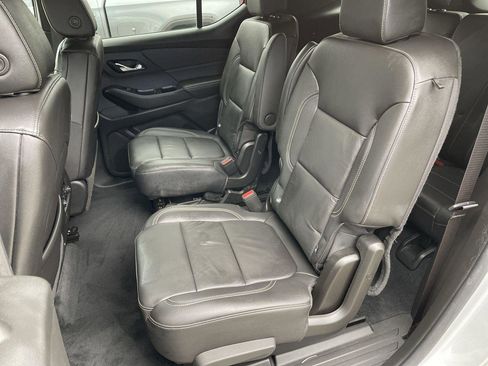 Certified 2022 Chevrolet Traverse LT image 24
