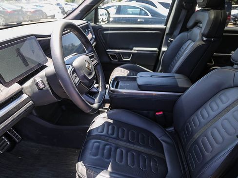 Used 2023 Rivian R1T Adventure AWD/4WD image 5