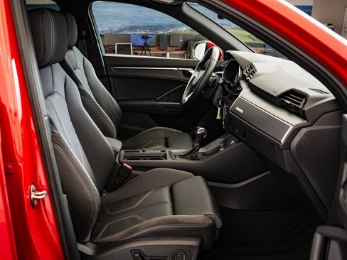 Used 2022 Audi Q3 2.0T Premium Plus image 22