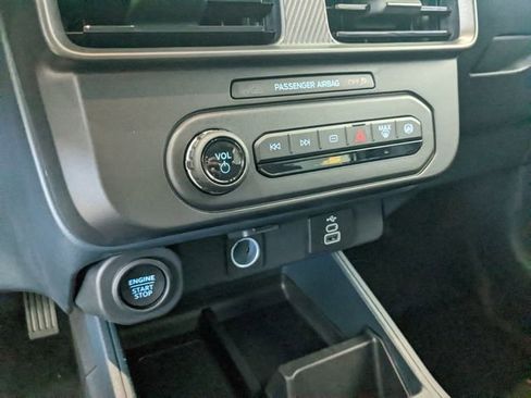 New 2025 Ford Maverick XLT w/ XLT Luxury Package image 7