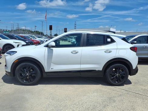 New 2026 Buick Encore GX Sport Touring w/ Comfort Package FWD image 4