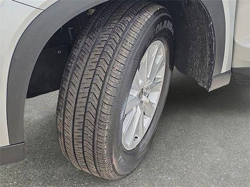 Used 2025 Toyota Grand Highlander AWD image 29