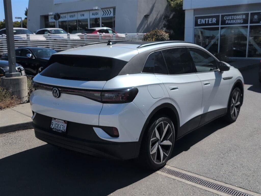 Used 2023 Volkswagen ID.4 Pro S AWD/4WD image 6