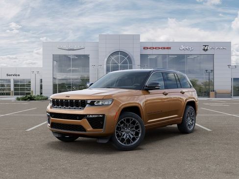 New 2026 Jeep Grand Cherokee Summit AWD/4WD image 1