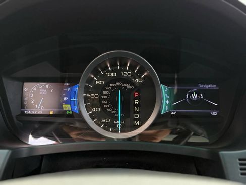 Used 2013 Ford Explorer XLT image 19