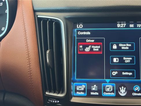 Used 2017 Maserati Levante AWD/4WD image 24