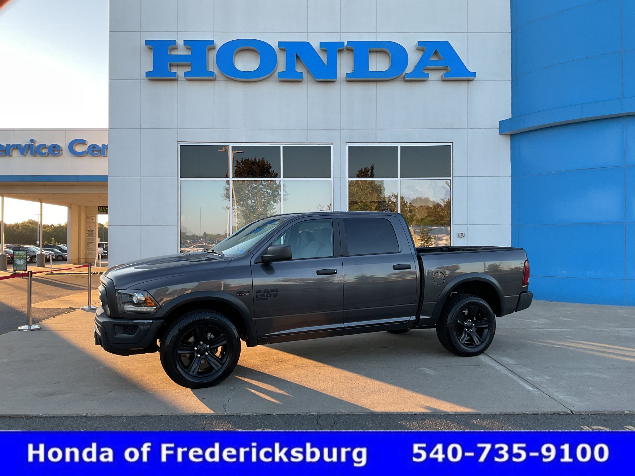 Used 2021 RAM 1500 Warlock AWD/4WD image 1