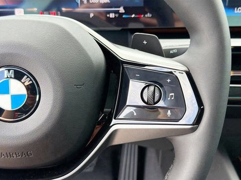 New 2026 BMW 530i w/ Convenience Package RWD image 40