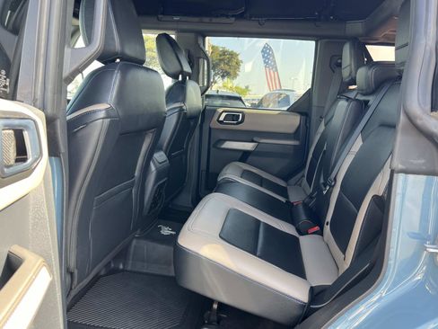 Used 2022 Ford Bronco Wildtrak image 22