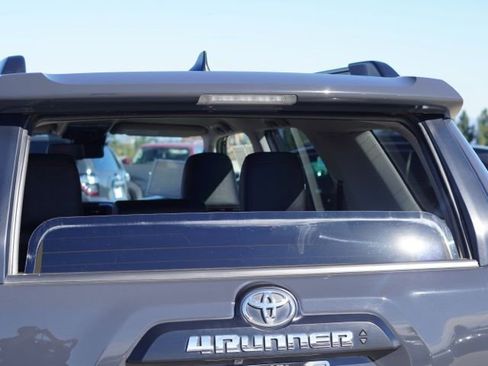 Certified 2024 Toyota 4Runner TRD Off-Road Premium image 11