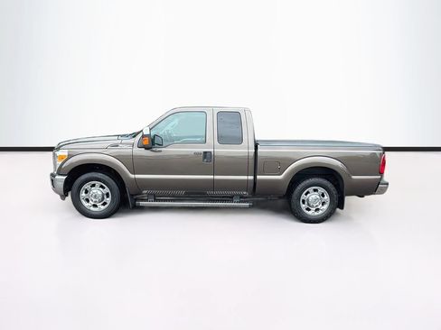 Used 2016 Ford F250 XLT w/ XLT Premium Package RWD image 8