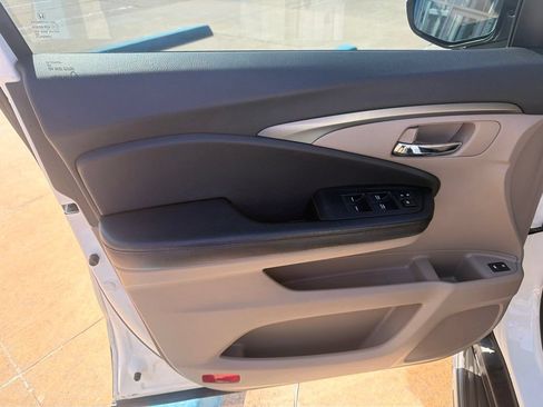 Used 2016 Honda Pilot EX-L image 17