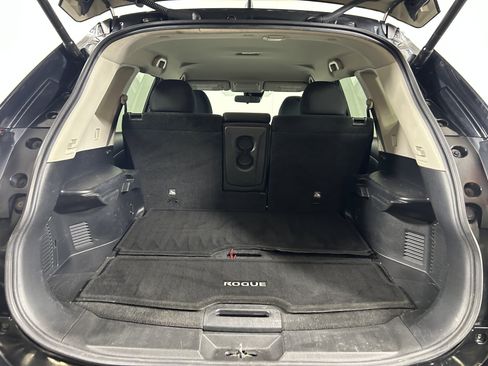 Used 2020 Nissan Rogue SV AWD/4WD image 24