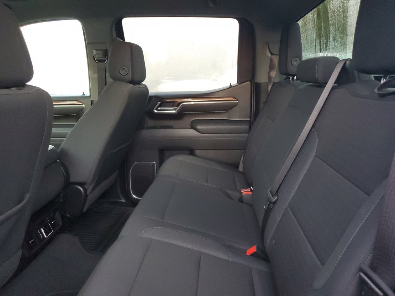 Used 2026 Chevrolet Silverado 1500 RST AWD/4WD image 12