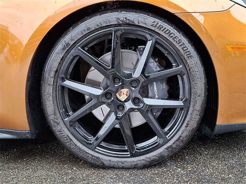 New 2025 Porsche Panamera 4 image 12