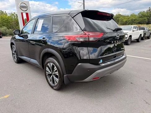 Certified 2023 Nissan Rogue SV w/ SV Premium B Package AWD/4WD image 7