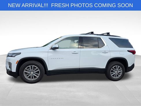 Used 2023 Chevrolet Traverse LT AWD/4WD image 3