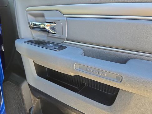 Used 2019 RAM 1500 Lone Star image 14