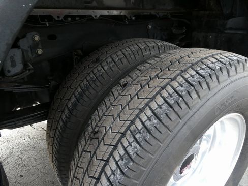 Used 2020 GMC Sierra 3500 Denali w/ Denali Ultimate Package image 17