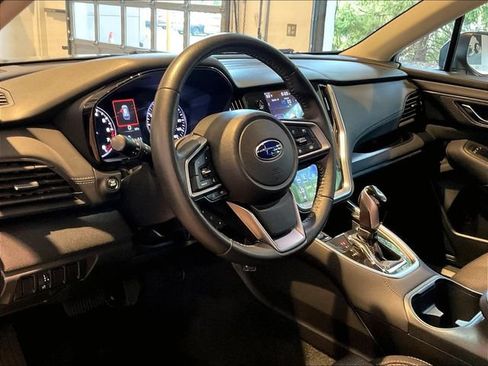 Used 2022 Subaru Outback Premium AWD/4WD image 5