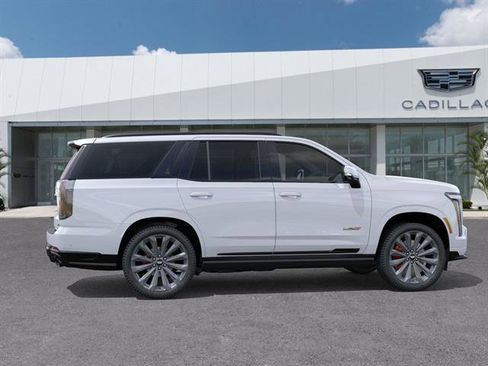 New 2026 Cadillac Escalade V image 6