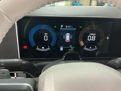 Certified 2026 Hyundai Santa Fe SEL AWD/4WD image 10