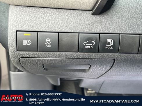 Used 2020 Toyota Camry LE w/ Convenience Package image 19