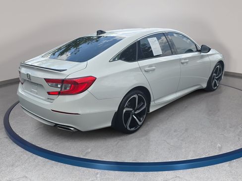 Used 2022 Honda Accord Sport image 5