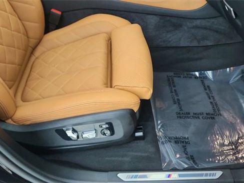 Used 2025 BMW X5 sDrive40i w/ M Sport Package image 24