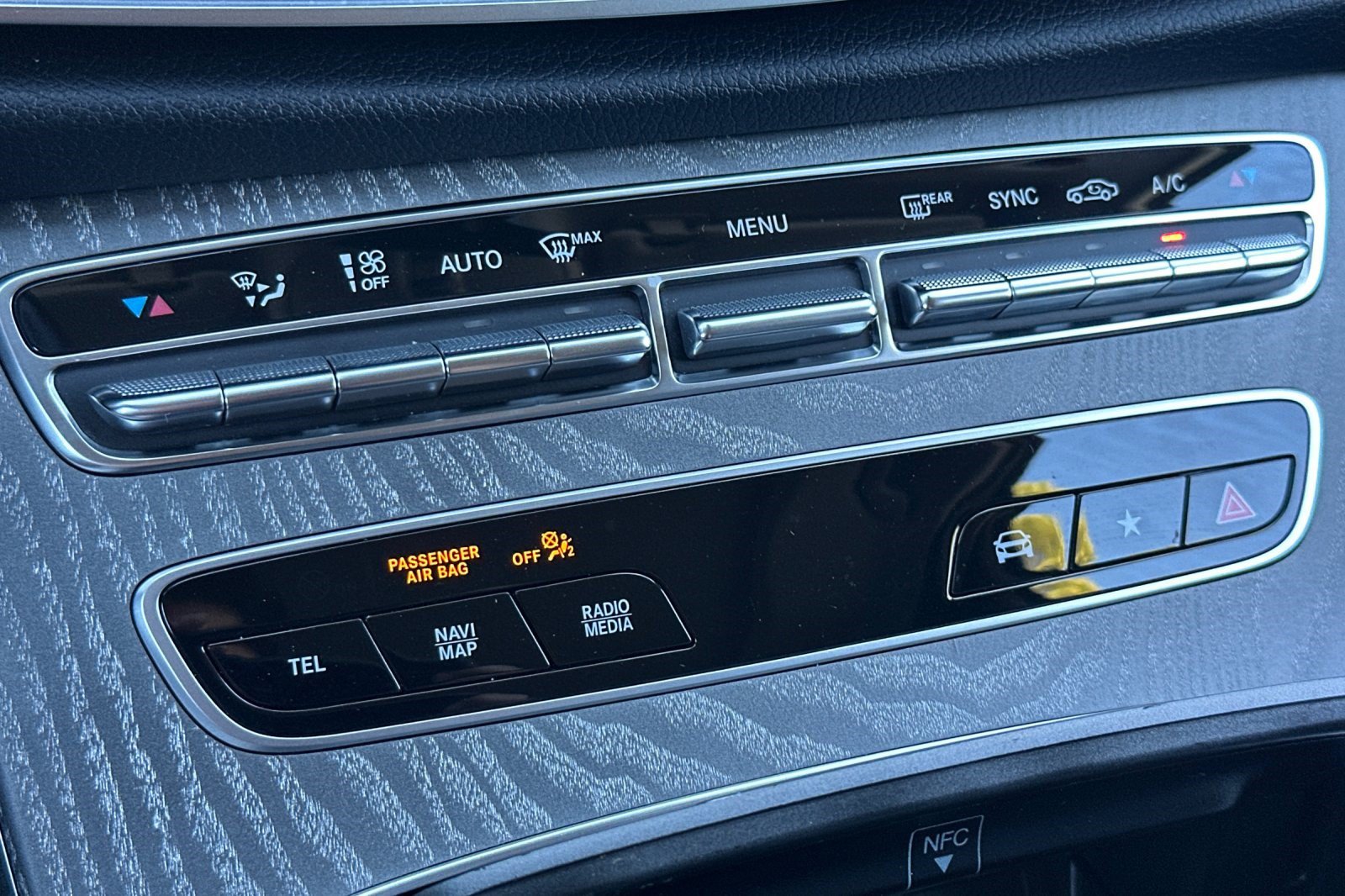 Used 2023 Mercedes-Benz E 350 Sedan image 27