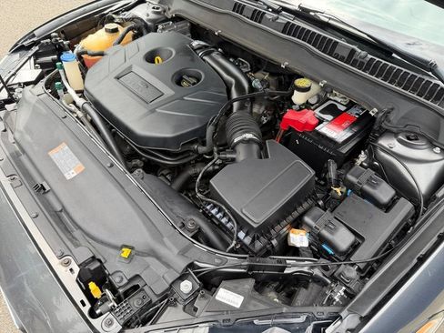 Used 2017 Ford Fusion Titanium FWD image 30