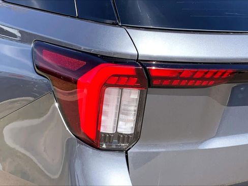 Certified 2026 Ford Explorer ST w/ Sun And Sound Package image 29