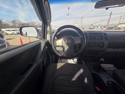 Used 2008 Nissan Frontier XE w/ XE Preferred Pkg image 20