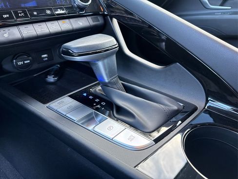 Certified 2023 Hyundai Elantra SEL w/ Convenience Package image 30