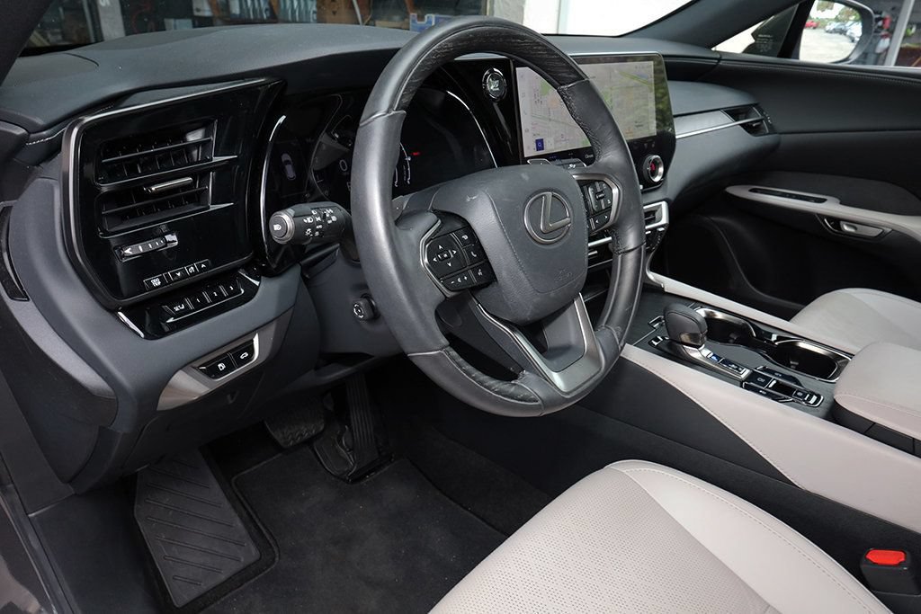 Used 2024 Lexus RX 350 Premium Plus w/ Accessory Package (Z1) FWD image 24