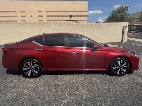 Used 2021 Nissan Altima 2.5 SV FWD image 8