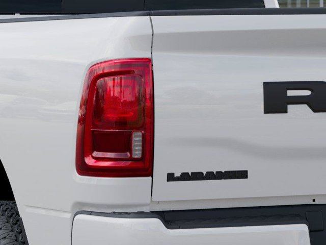 New 2027 RAM 2500 Laramie AWD/4WD image 9