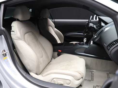 Used 2009 Audi R8 V8 image 11