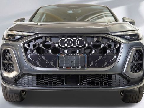 New 2025 Audi Q5 Premium image 24