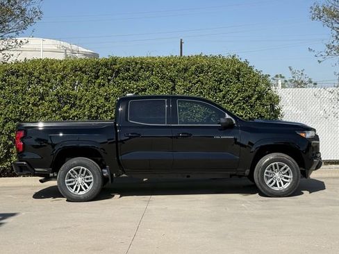 New 2026 Chevrolet Colorado LT image 3