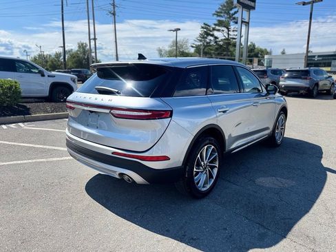 Used 2024 Lincoln Corsair AWD w/ Equipment Group 101A image 7