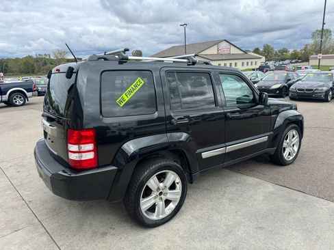 Used 2012 Jeep Liberty Limited Jet image 5
