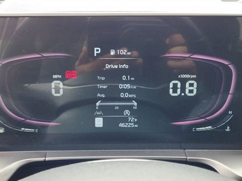 Used 2023 Kia Telluride S w/ S Sunroof Package FWD image 14