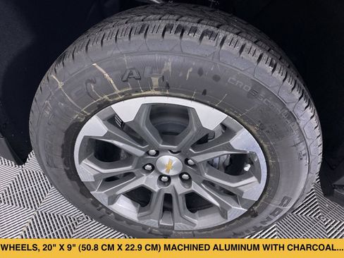 Used 2026 Chevrolet Tahoe LS AWD/4WD image 15