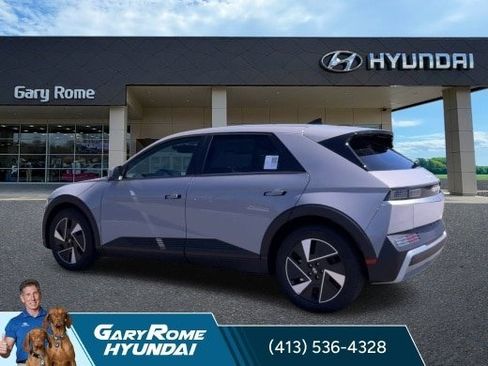 New 2026 Hyundai Ioniq 5 SE AWD/4WD image 6