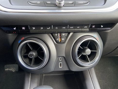 Used 2024 Chevrolet Blazer LT image 22