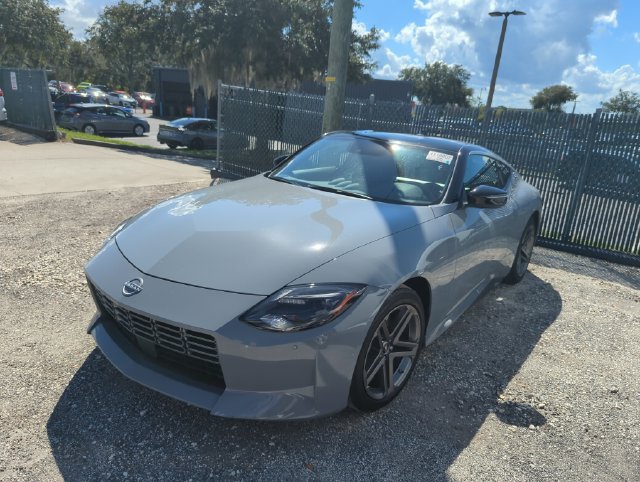 Certified 2026 Nissan Z Sport w/ Floor Mat Package RWD image 3