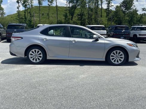 Used 2018 Toyota Camry LE w/ Audio Package FWD image 30