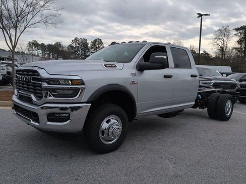 New 2026 RAM 3500 Tradesman image 7